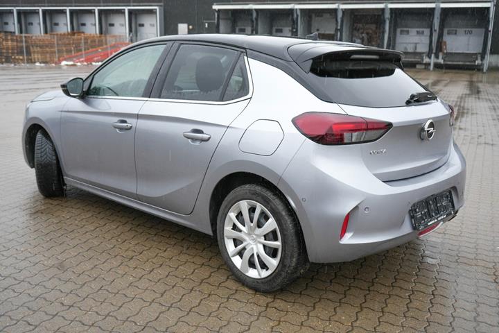 Sølv Opel Corsa fra 2021