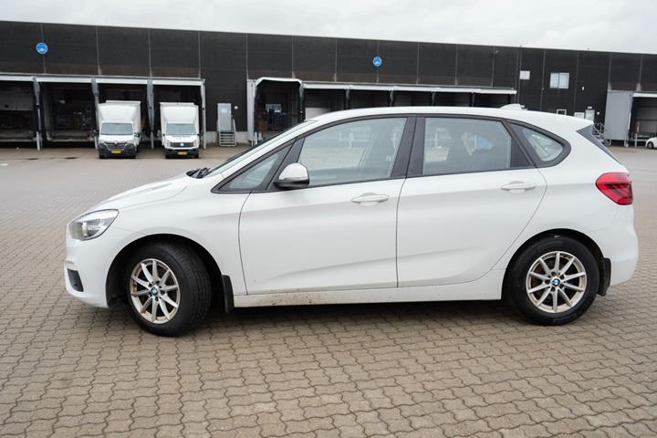 Hvid BMW 218d fra 2015