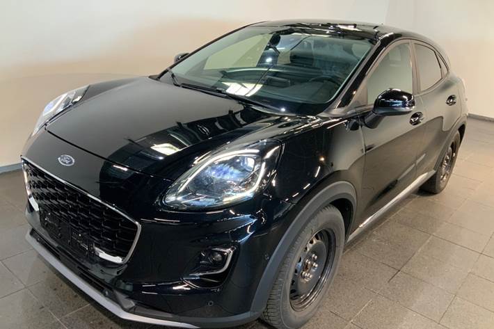 Sort Ford Puma fra 2021 set udefra