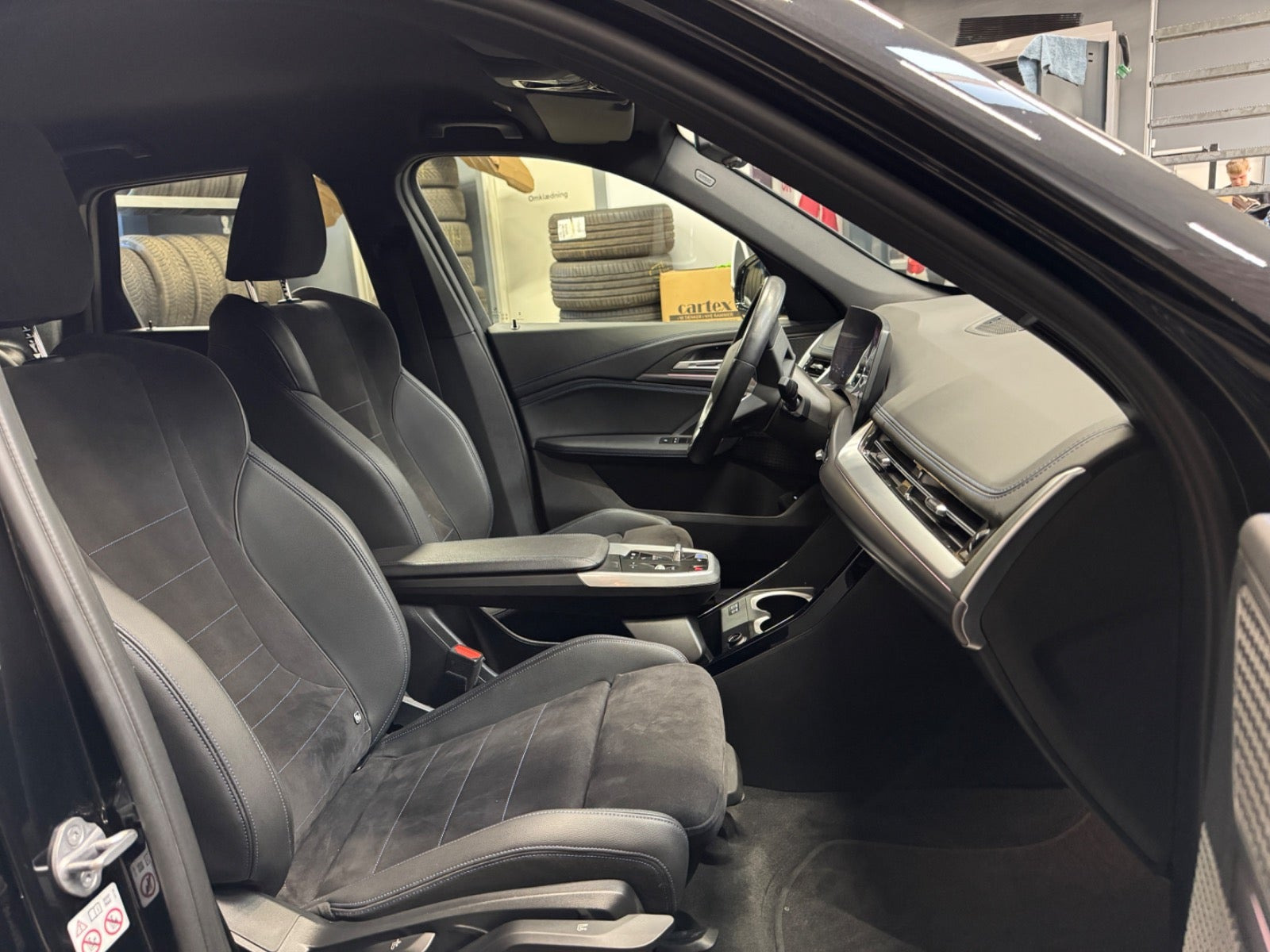 Sort BMW iX1 fra 2023