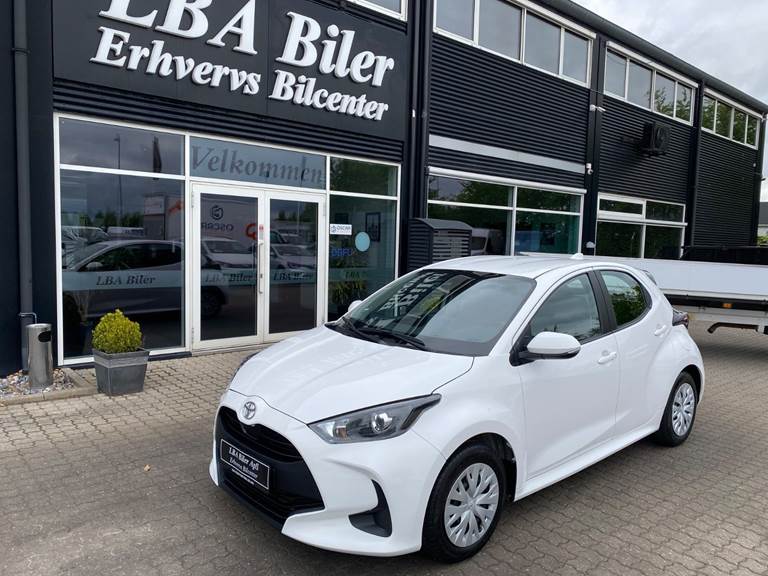 Toyota Yaris 1,0 Essential Comfort Van