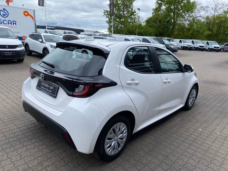 Toyota Yaris 1,0 Essential Comfort Van