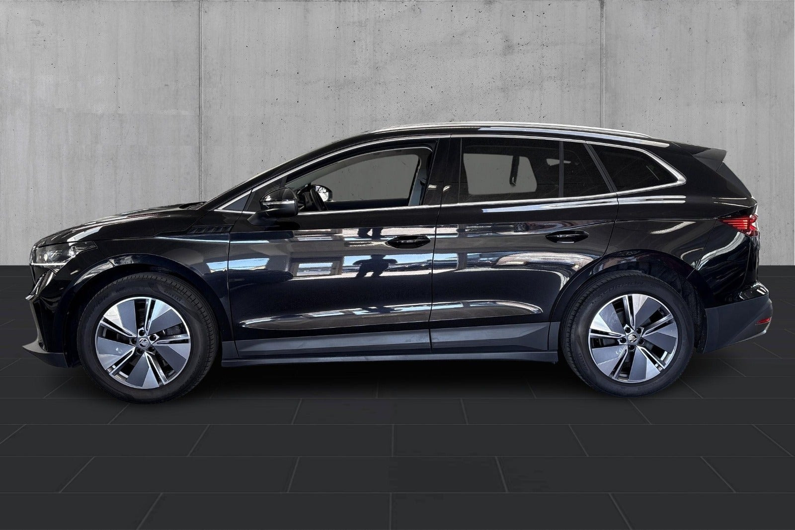 Sort Skoda Enyaq fra 2021