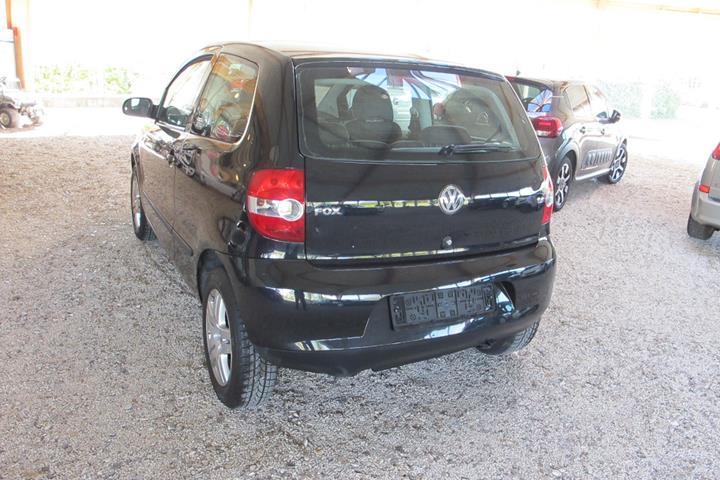 undefined VW Fox fra 2006 set udefra