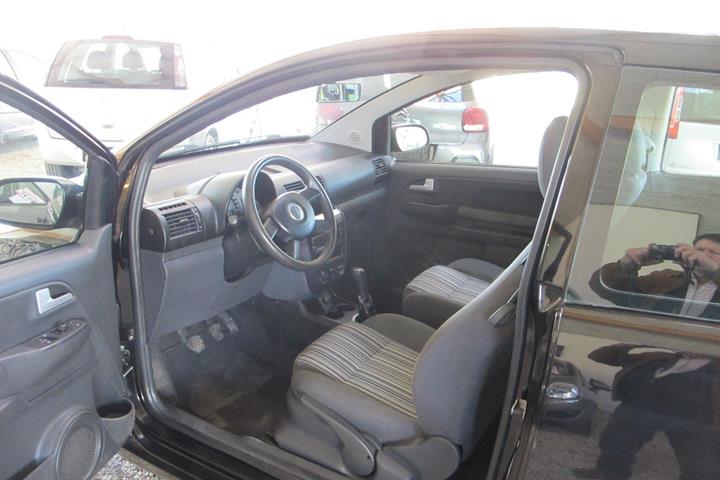 undefined VW Fox fra 2006 set indefra