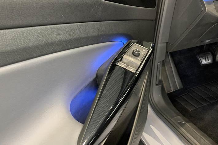Grå VW ID.4 fra 2023