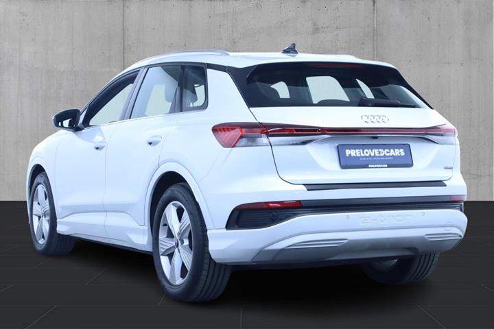 Hvid Audi Q4 e-tron fra 2022