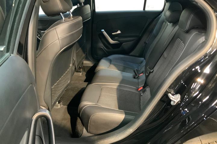 Sort Mercedes A200 fra 2019
