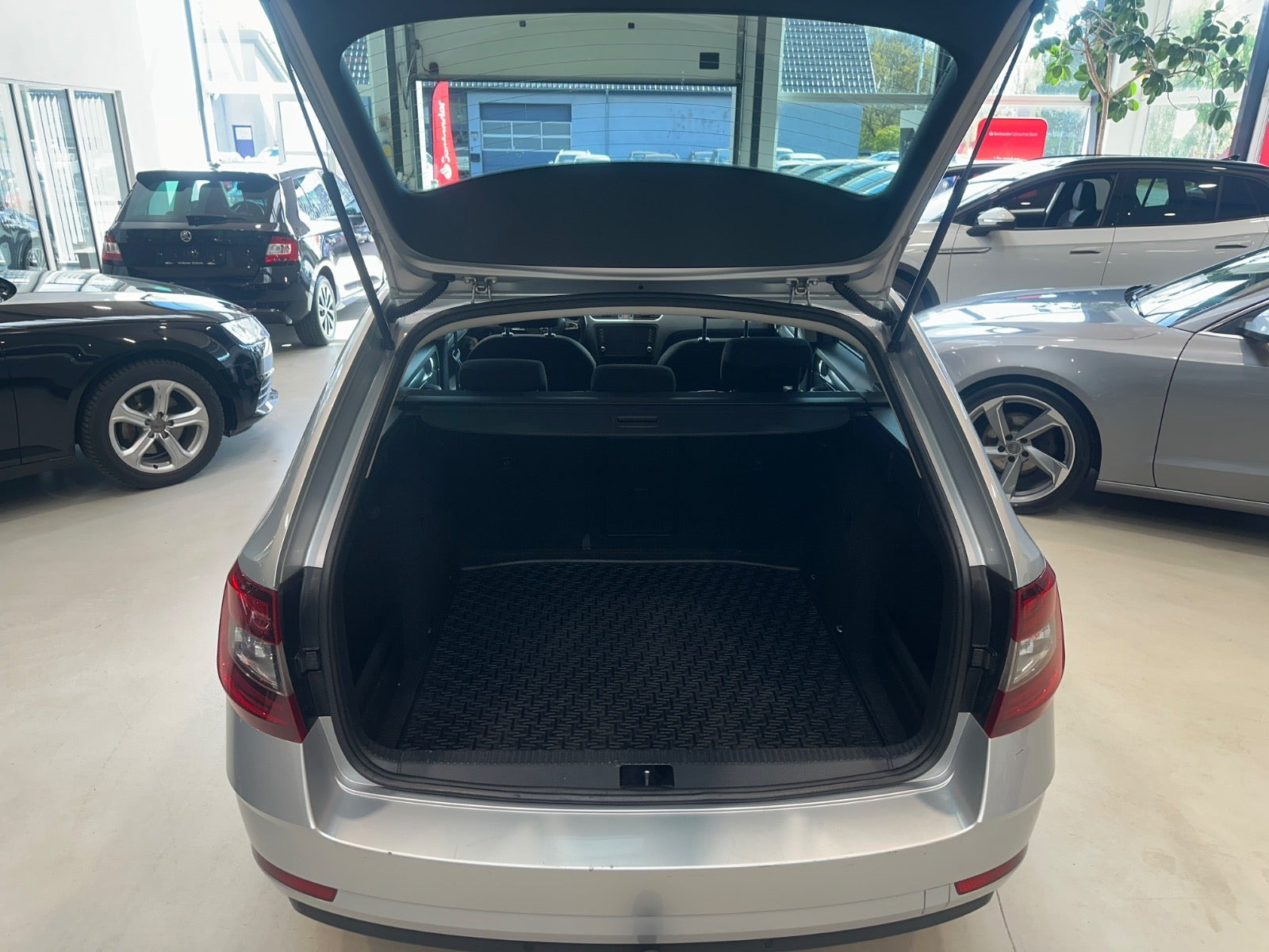 Sølv Skoda Octavia fra 2020