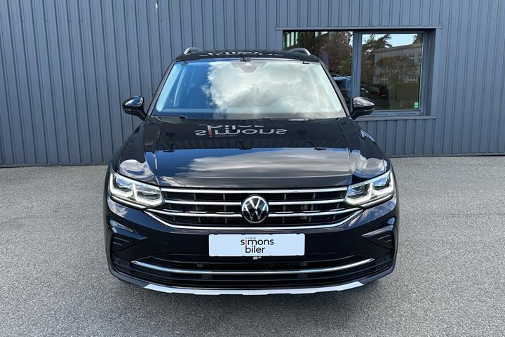 Sort VW Tiguan fra 2022