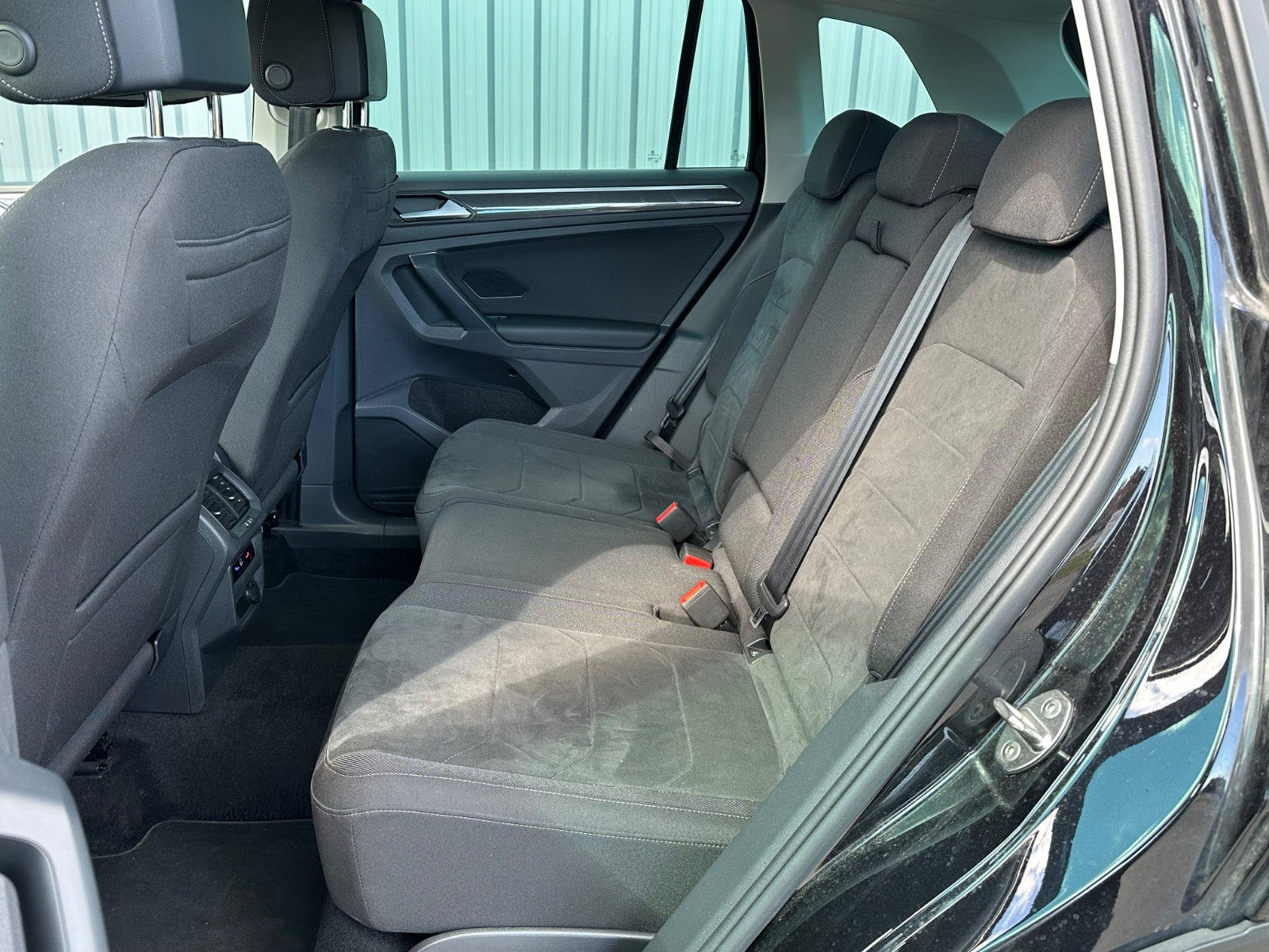 Sort VW Tiguan fra 2022
