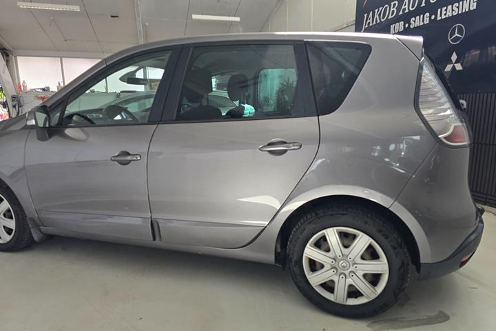 undefined Renault Scenic III fra 2013