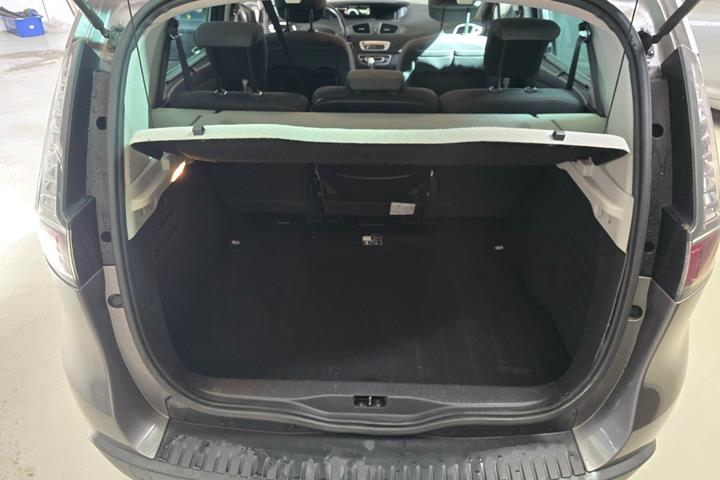 undefined Renault Scenic III fra 2013