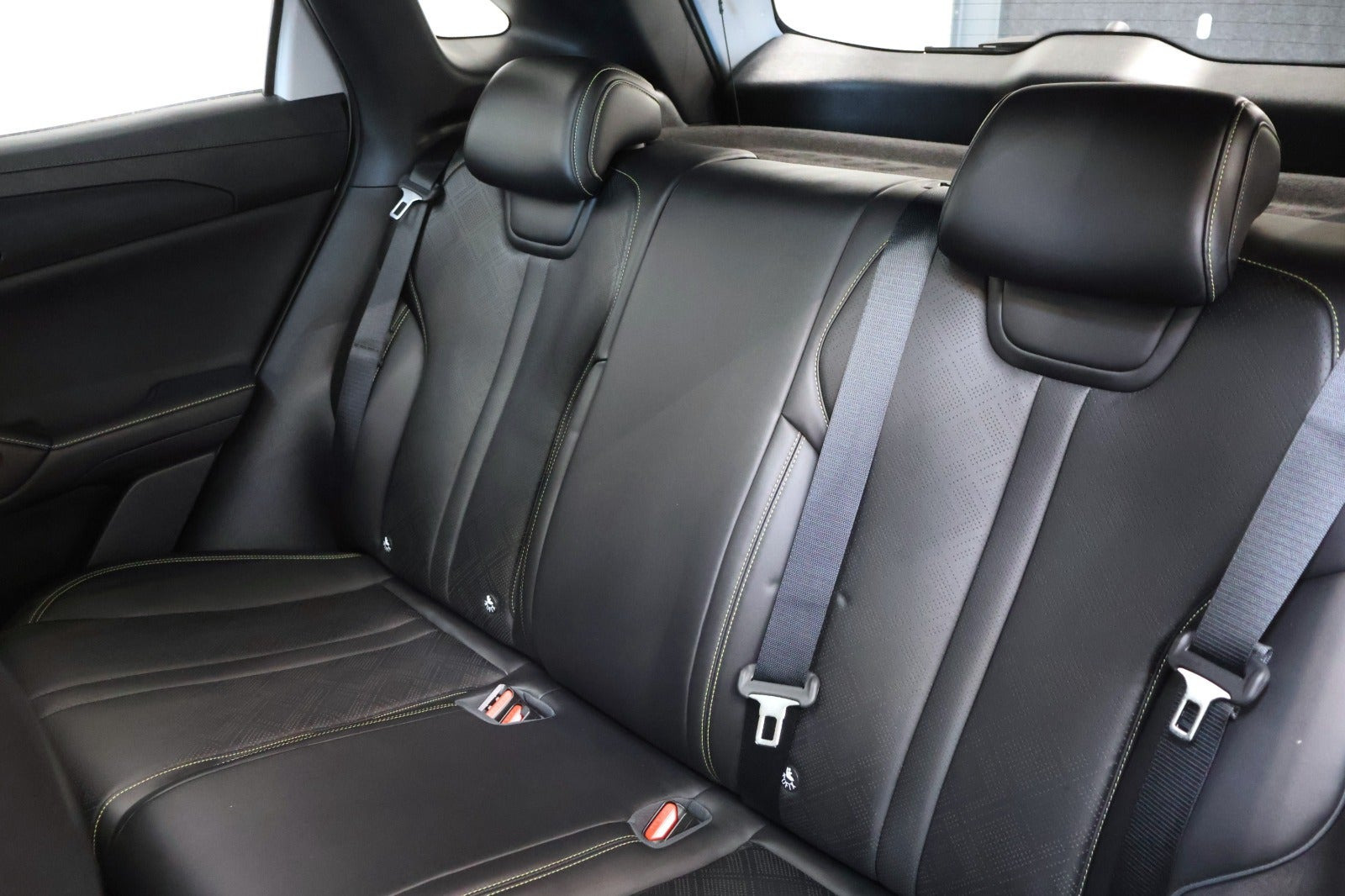 Hvid BYD Atto 2 fra 2025