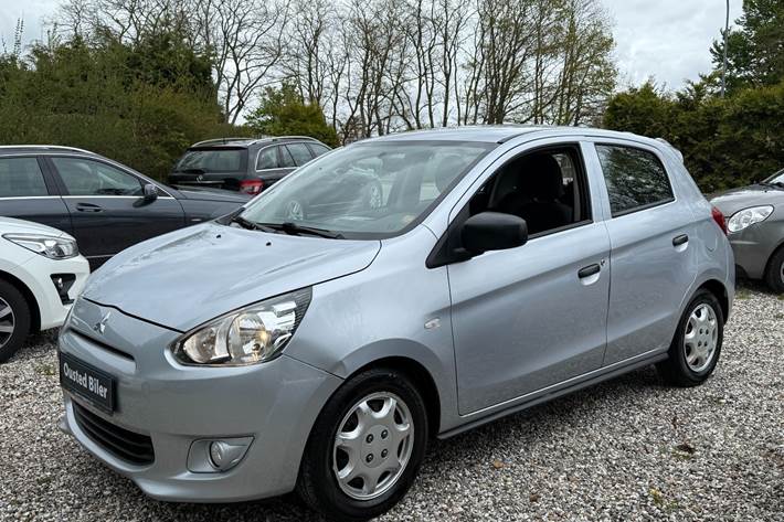 undefined Mitsubishi Space Star fra 2015