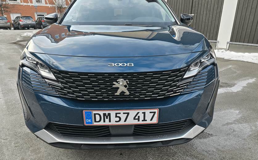 Peugeot 3008 1,6 Hybrid Allure Pack Limited EAT8