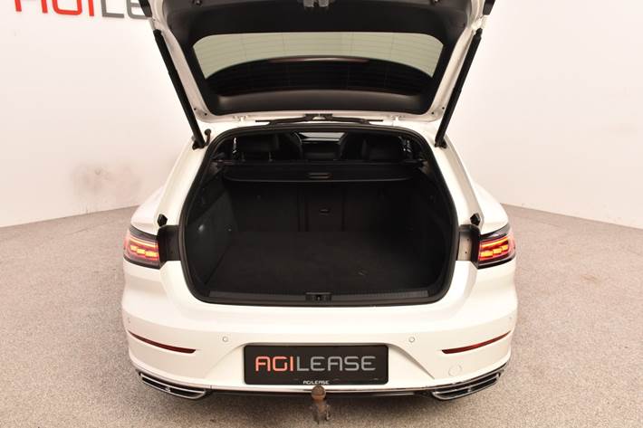 Hvid VW Arteon fra 2021