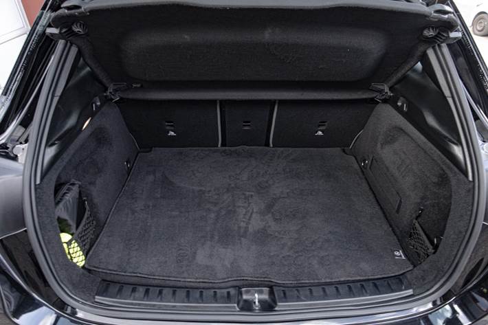 Sort Mercedes EQA250 fra 2021
