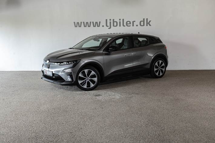 Grå Renault Megane E-Tech fra 2023 set udefra