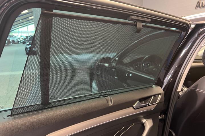 Sort VW Passat fra 2019
