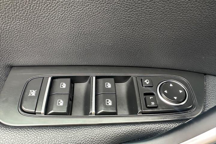 Sort Kia Ceed fra 2021