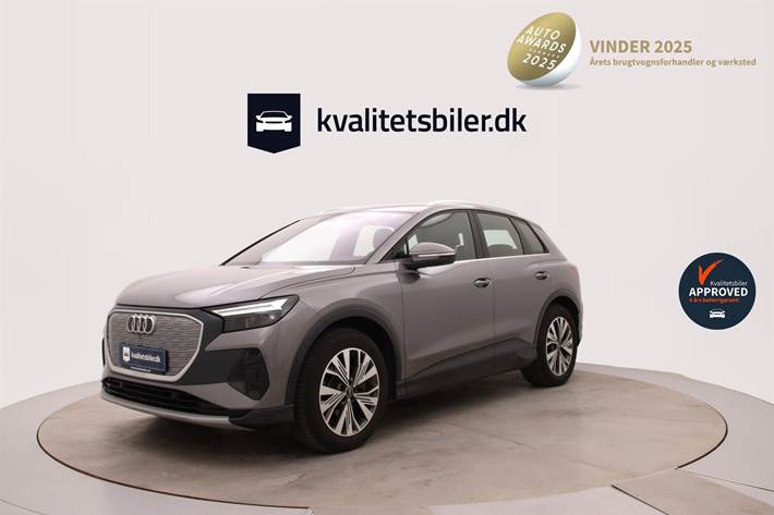Grå Audi Q4 fra 2024
