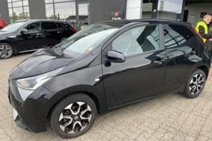 Sort Toyota Aygo fra 2020