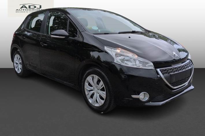 Sort Peugeot 208 fra 2012 set udefra