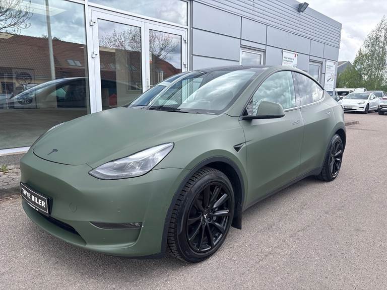 Tesla Model Y Long Range AWD