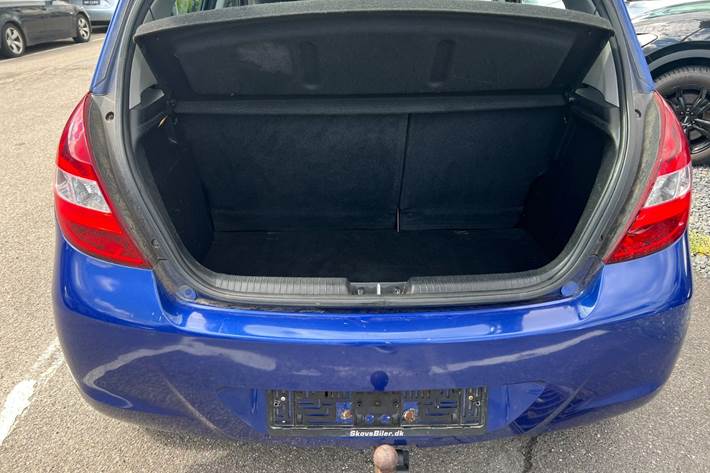 Grøn Hyundai i20 fra 2012