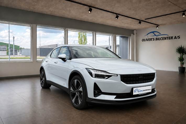 Sølv Polestar 2 fra 2023 set udefra