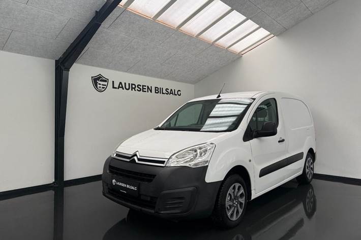 Hvid Citroën Berlingo fra 2016