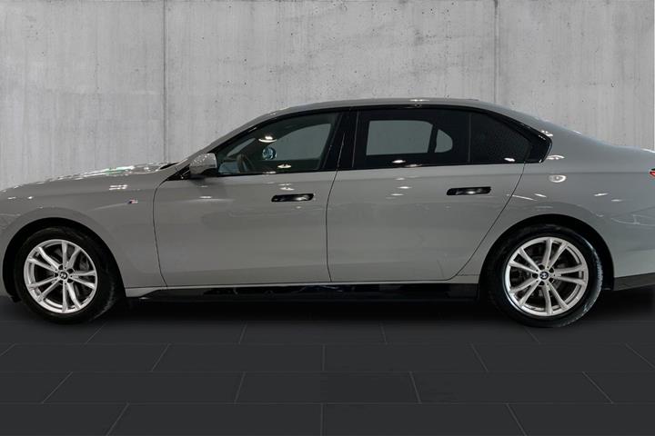 undefined BMW i7 fra 2025