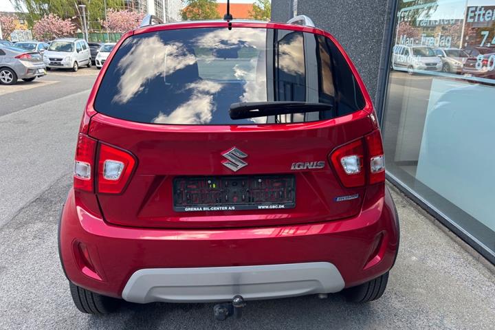 Rød Suzuki Ignis fra 2020
