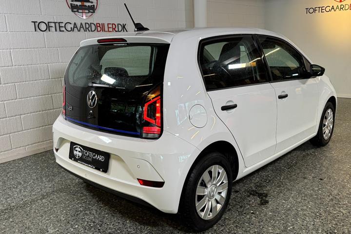 Hvid VW E-UP! fra 2021