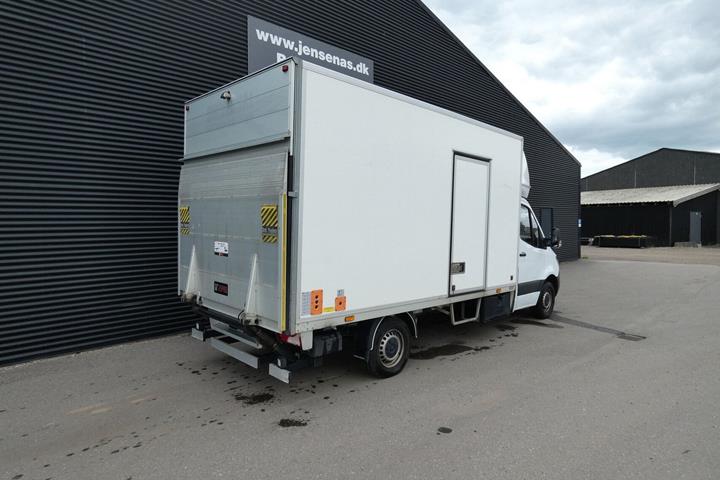 Hvid Mercedes Sprinter 317 fra 2022