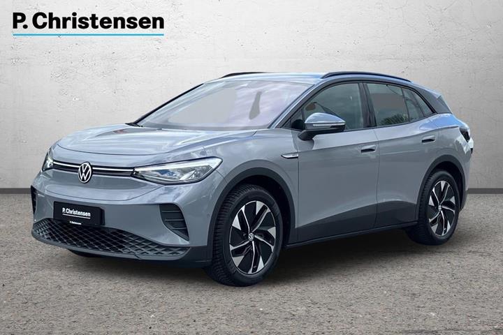 Grå VW ID.4 fra 2023 set udefra