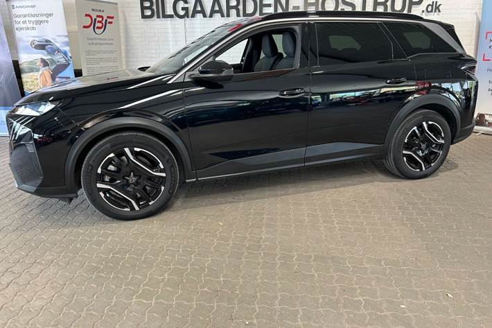 Sort Peugeot e-5008 fra 2025
