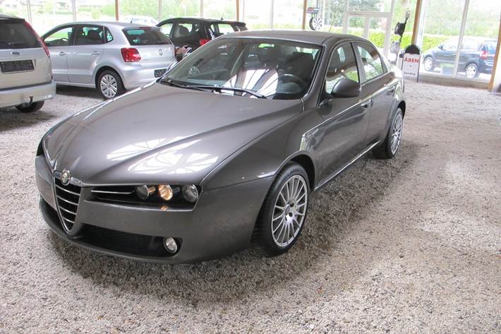 undefined Alfa Romeo 159 fra 2008 set udefra