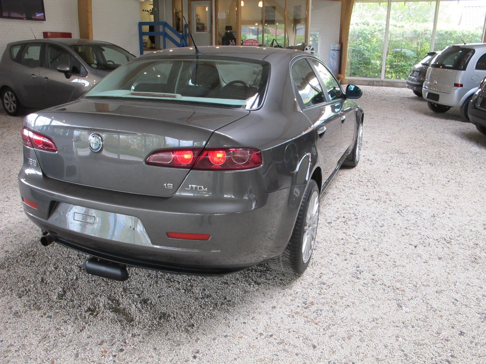 undefined Alfa Romeo 159 fra 2008 set udefra
