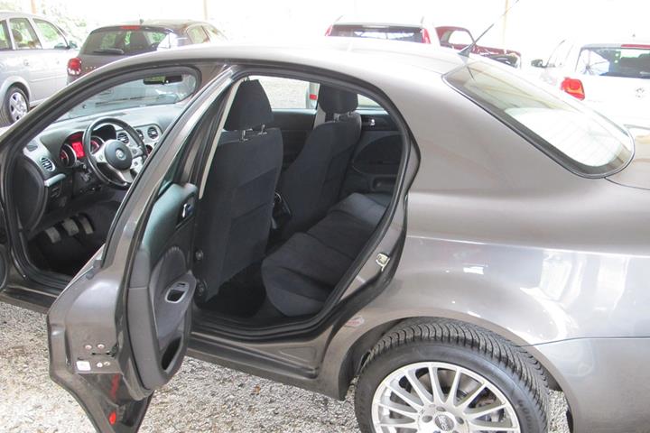 undefined Alfa Romeo 159 fra 2008 set indefra