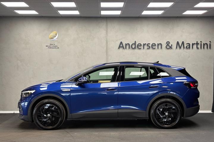 Blå VW ID.4 fra 2023