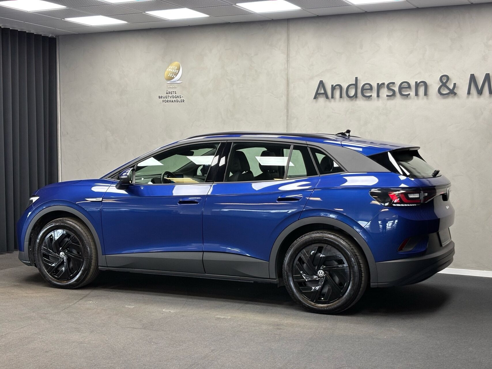 Blå VW ID.4 fra 2023