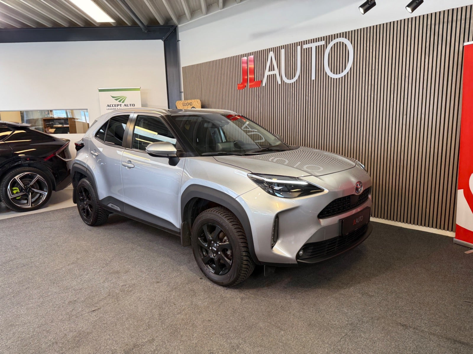 Sølv Toyota Yaris Cross fra 2021