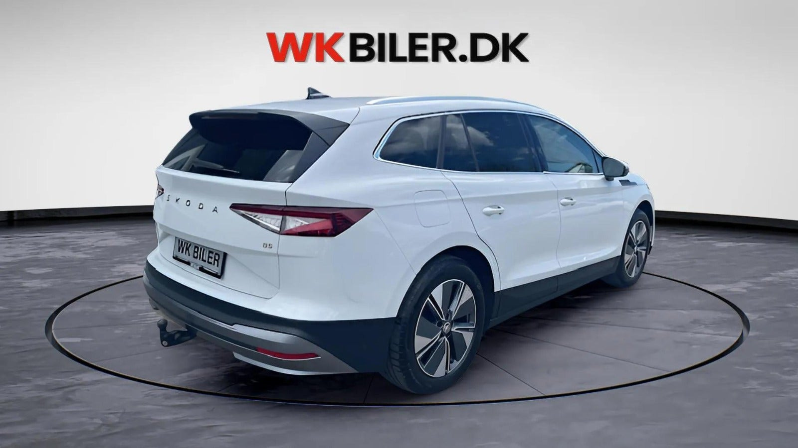 Hvid Skoda Enyaq fra 2024