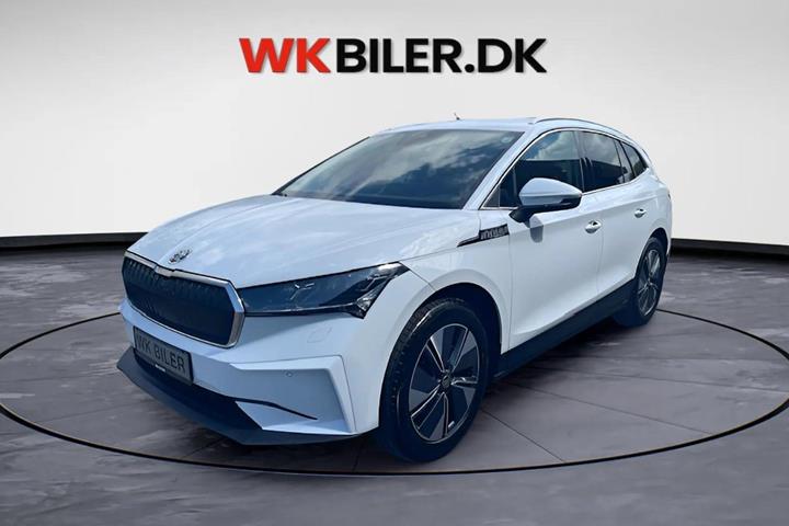 Hvid Skoda Enyaq fra 2024