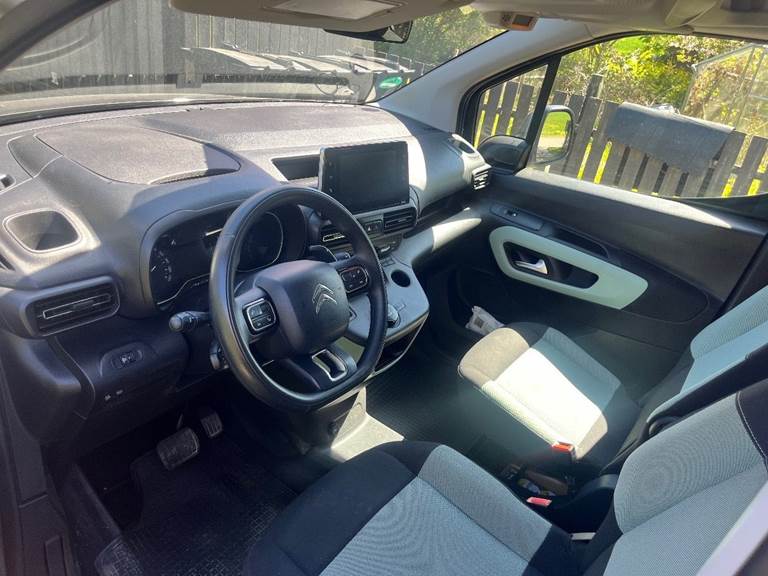 Citroën Berlingo 1,2 PureTech 130 Feel EAT8