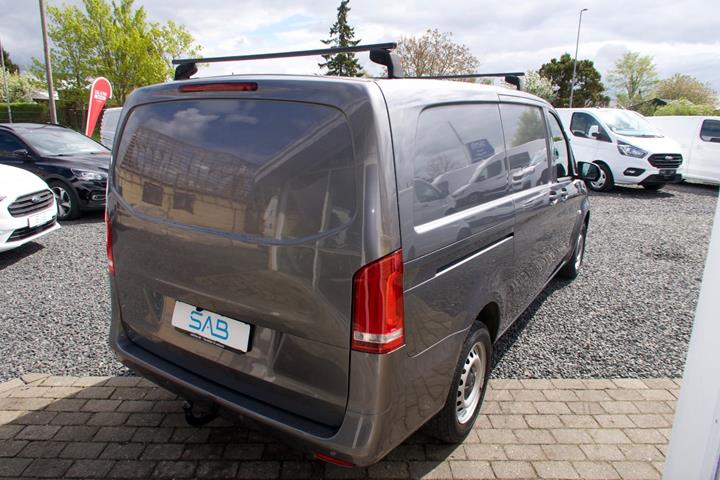 undefined Mercedes Vito 114 fra 2022