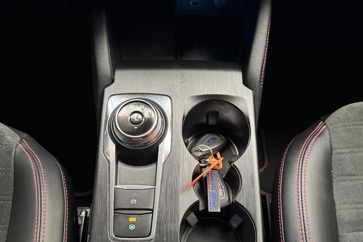 undefined Ford Kuga fra 2022