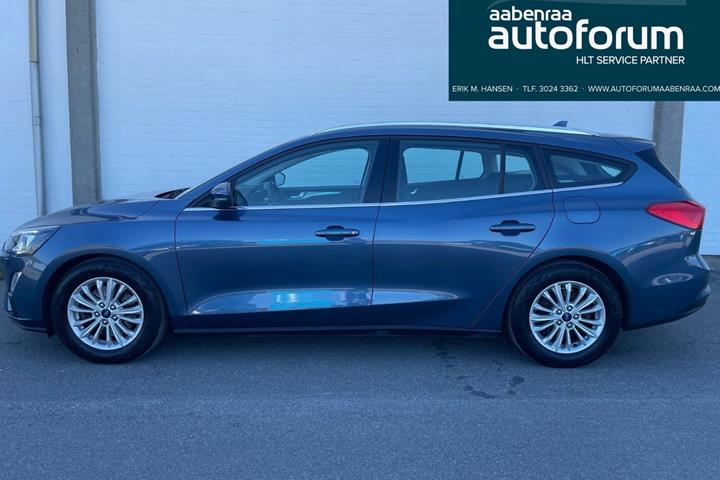 Blå Ford Focus fra 2020